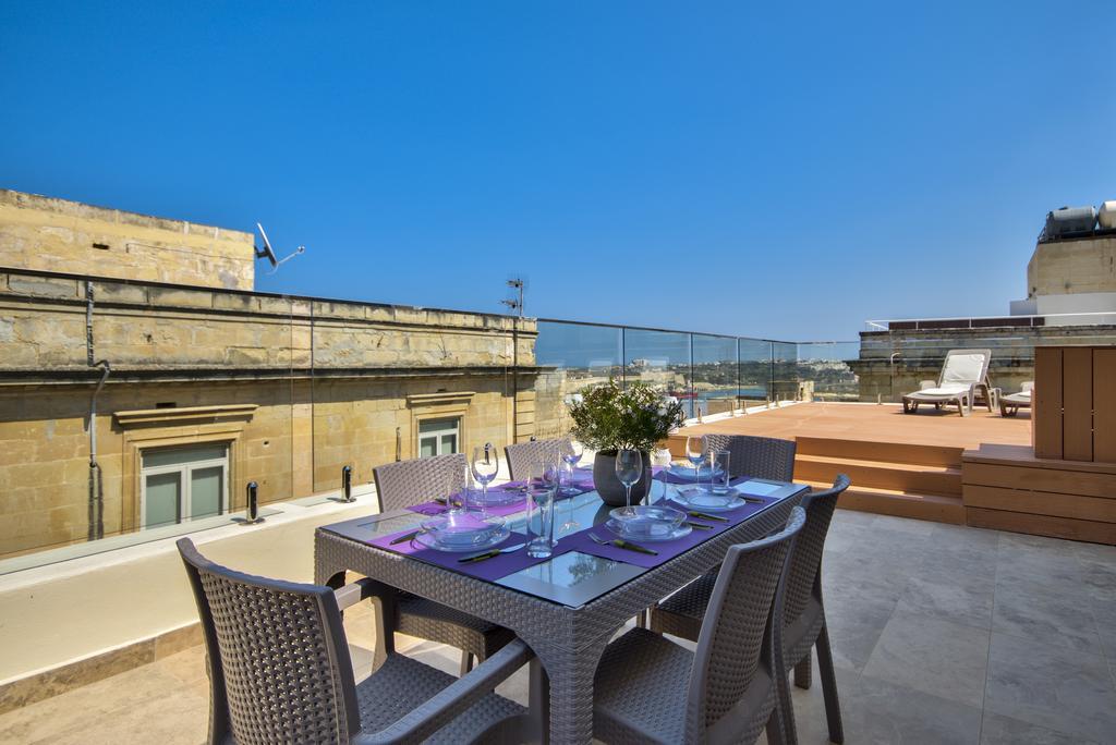 Valletta Luxe 3-Bedroom Duplex Penthouse With Sea View Terrace And Jacuzzi Exterior foto